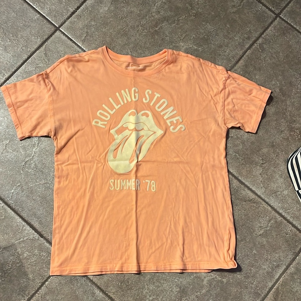 American Eagle- The Rolling Stones shirt